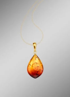 Anhänger mit echtem Bernstein