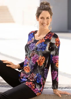 Bezauberndes Shirt mit Rundhalsausschnitt