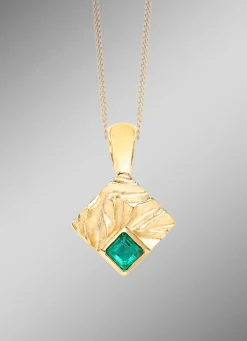 Edler Anhänger mit Smaragd