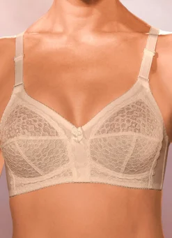 Format BH mit unterlegten Spitzencups