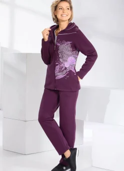 Freizeitanzug mit Kapuze