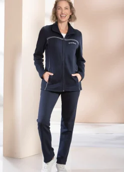 Freizeitanzug mit Seitentaschen