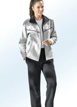 Freizeitanzug mit zwei Hosen