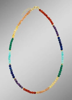 Funkelnde Garnitur mit Edelsteinen