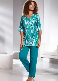 Hausanzug mit V-Ausschnitt