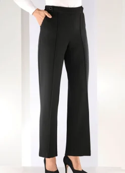 Hose in modischer Weite