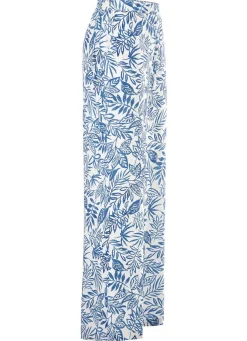 Hose in modischer Weite