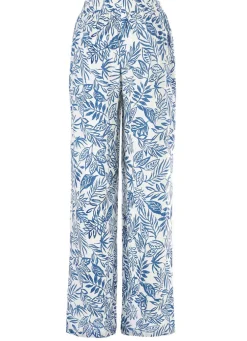 Hose in modischer Weite