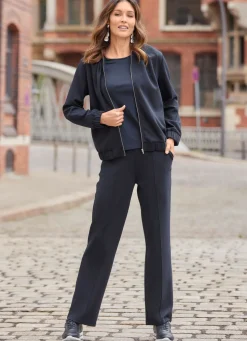 Hose mit abgesteppten Biesen