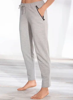 Hose mit bequemem Dehnbund