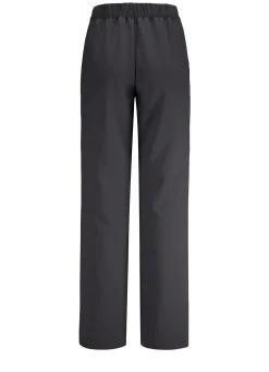 Hose mit Bundfalten in modischer Weite