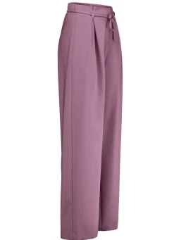 Hose mit Kellerfalten