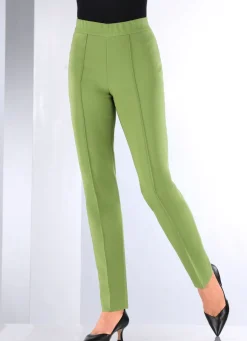 Hose mit schmaler Fußweite