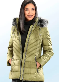 Jacke mit abnehmbarer Kapuze