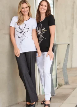 Jeans mit leicht ausgestellter Beinweite