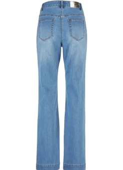 Jeans mit trendigen Zierknöpfen