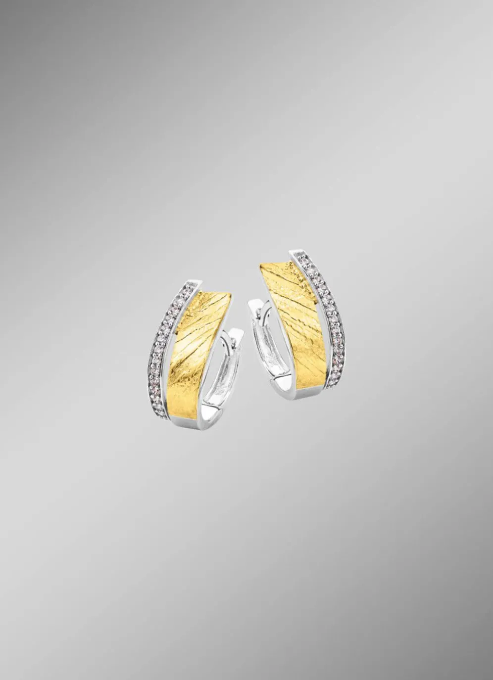 Klappcreolen in Bicolor mit synth. Zirkonia