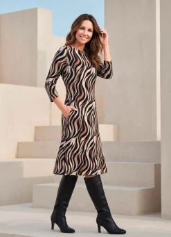 Kleid in Schlupfform