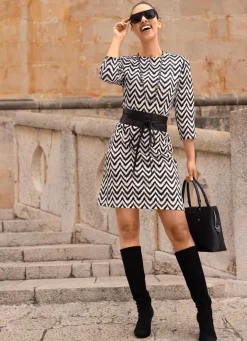 Kleid in Schlupfform