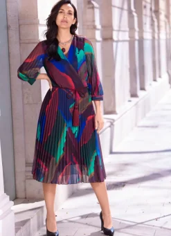 Kleid mit Bindegürtel