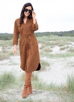 Kleid mit Bindegürtel