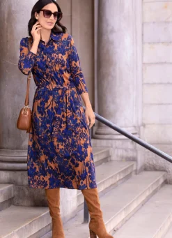 Kleid mit Bindegürtel