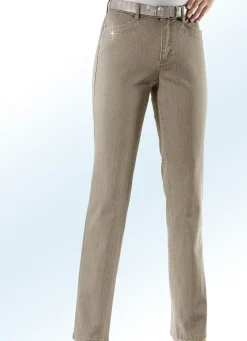 Komfortjeans verziert mit Strasssteinen