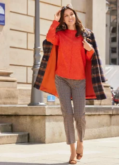 Kurzmantel im Karo-Dessin