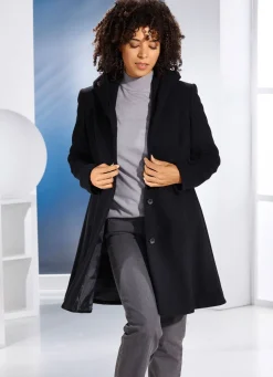 Kurzmantel in Swingerform