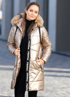 Kurzmantel in trendgenauer Metallic-Optik