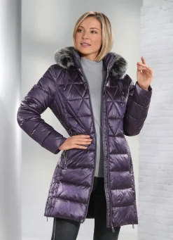 Kurzmantel mit Längssteppung seitlich