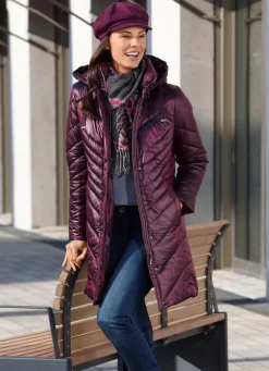 Kurzmantel mit Seitenschlitzen