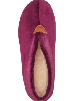 Laurina Hausschuh aus samtigen Textilmaterial