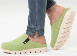 Laurina, trendige Damen-Hausschuhe, Weite G, mit anatomisch geformtem Fußbett