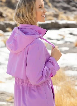 Mantel mit abnehmbarer Kapuze