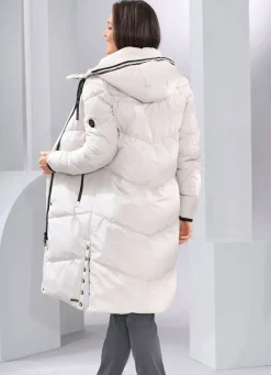 Mantel mit fester Kapuze