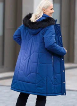 Mantel mit Reißverschluss an den Seitenschlitzen