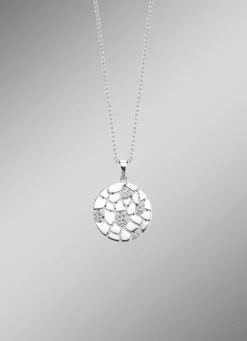 Moderner Anhänger mit synth. Zirkonia und Ankerkette