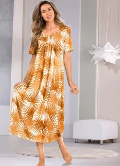 Nachthemd mit Absteppung und Faltenlegung