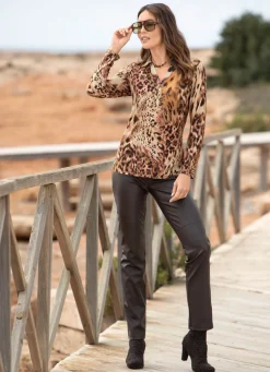 Poloshirt mit kurzer Knopfleiste