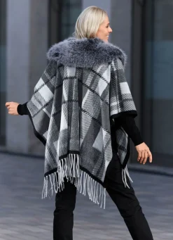 Poncho in Universalgröße