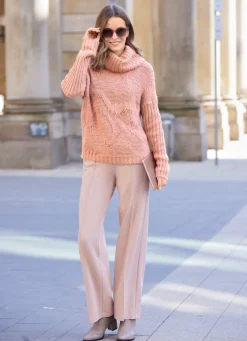 Pullover in aufwendiger Struktur mit Glitzer