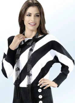 Pullover in Fledermausform