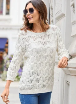 Pullover mit dezentem Paillettengarn