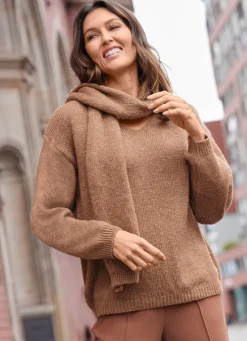 Pullover mit Schal und in flauschiger Kuschelqualität