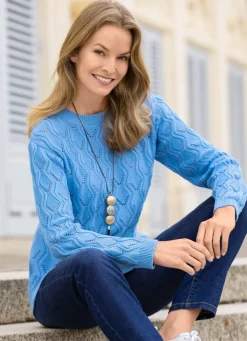 Pullover mit streckendem Wellendessin