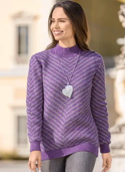 Pullover mit V-förmigem Muster
