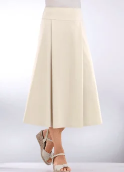 Rock mit gelegten Falten