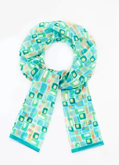 Schal mit geometrischem Dessin