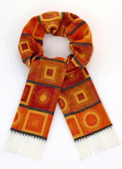 Schal mit geometrischen Formen